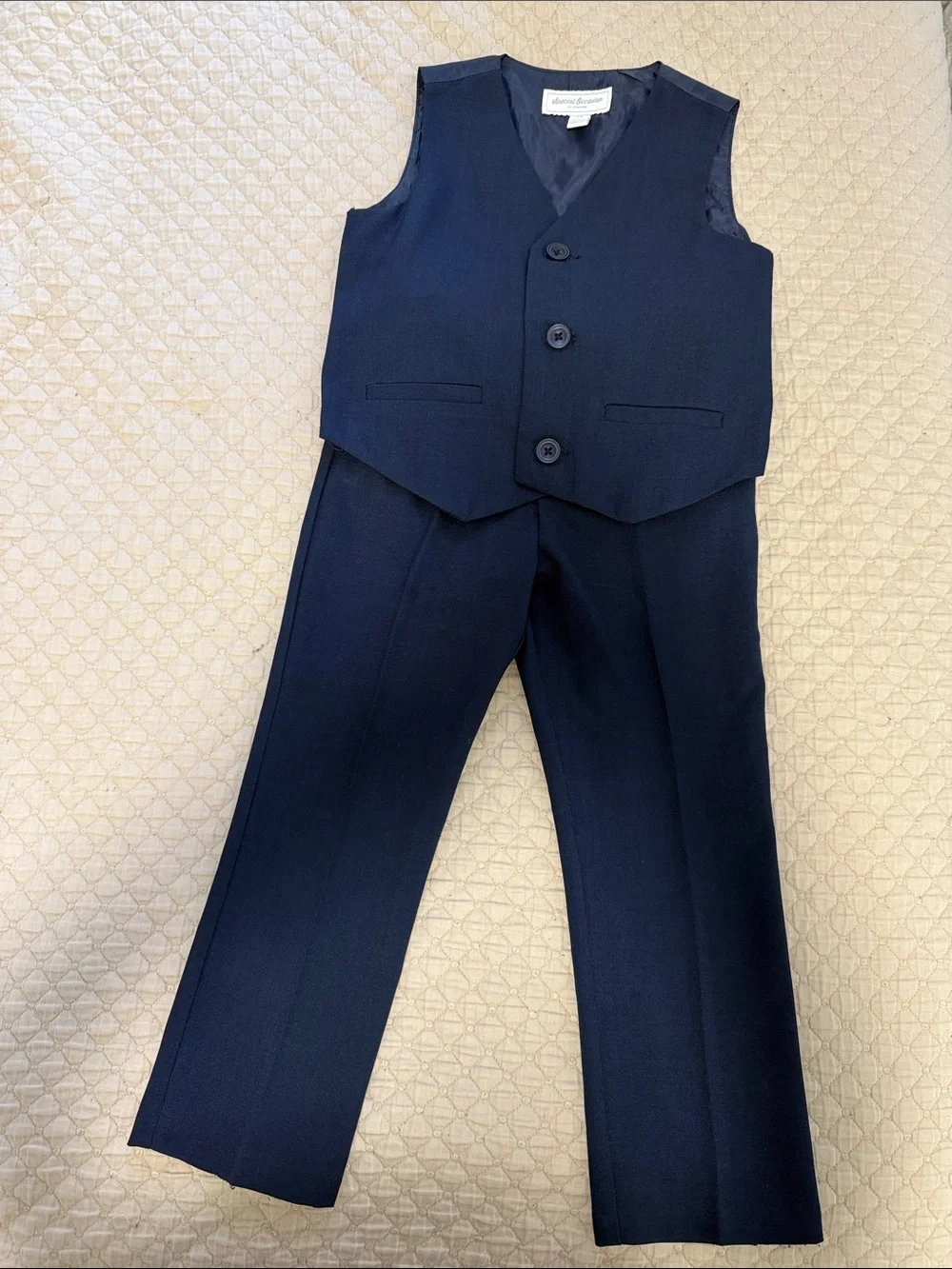 Gymboree Navy Special Occasion Vest, Pants, Tie(children’s place)